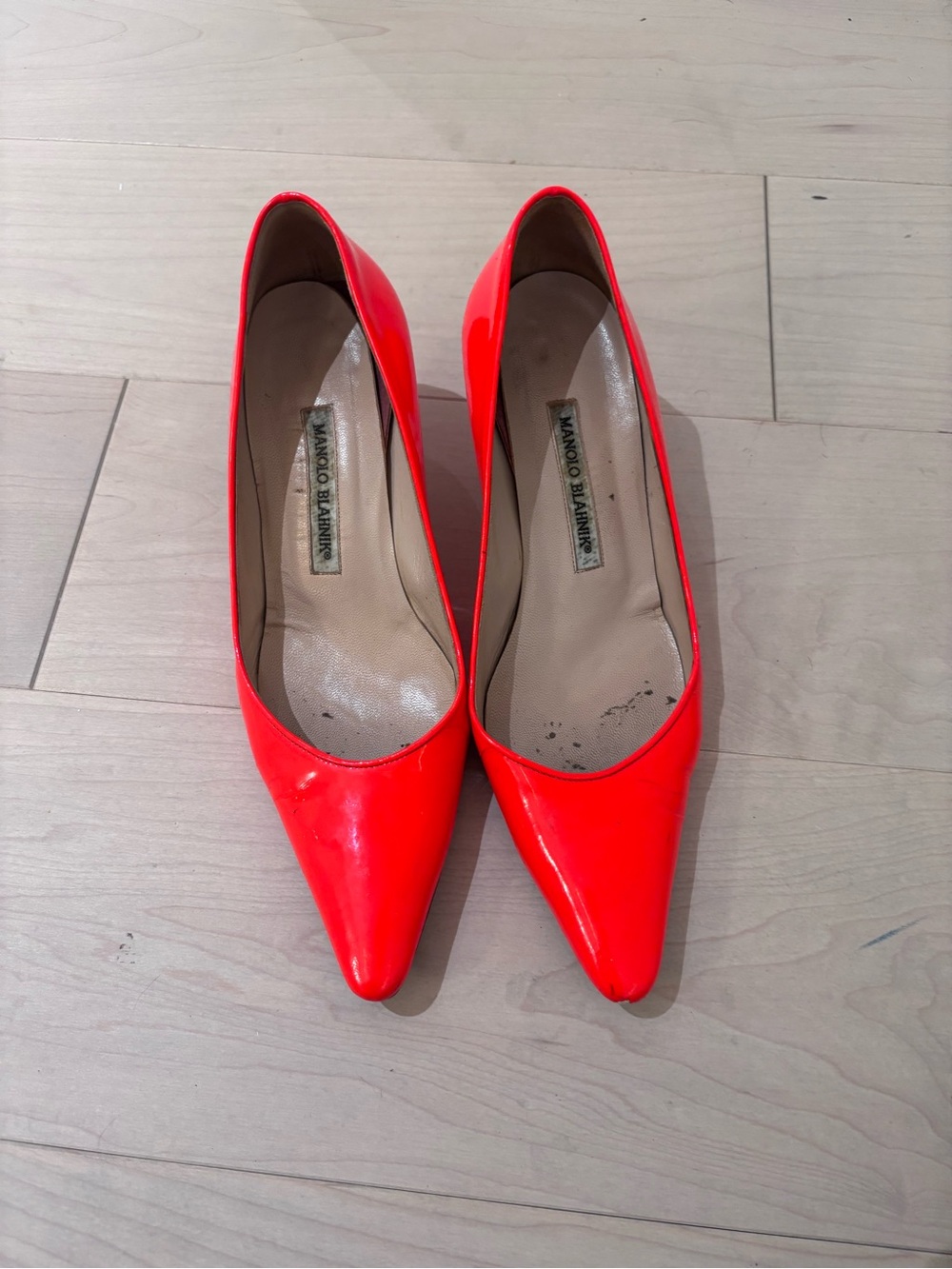 Manolo Blahnik Neon Orange-Red Patent Pointed-Toe Pumps